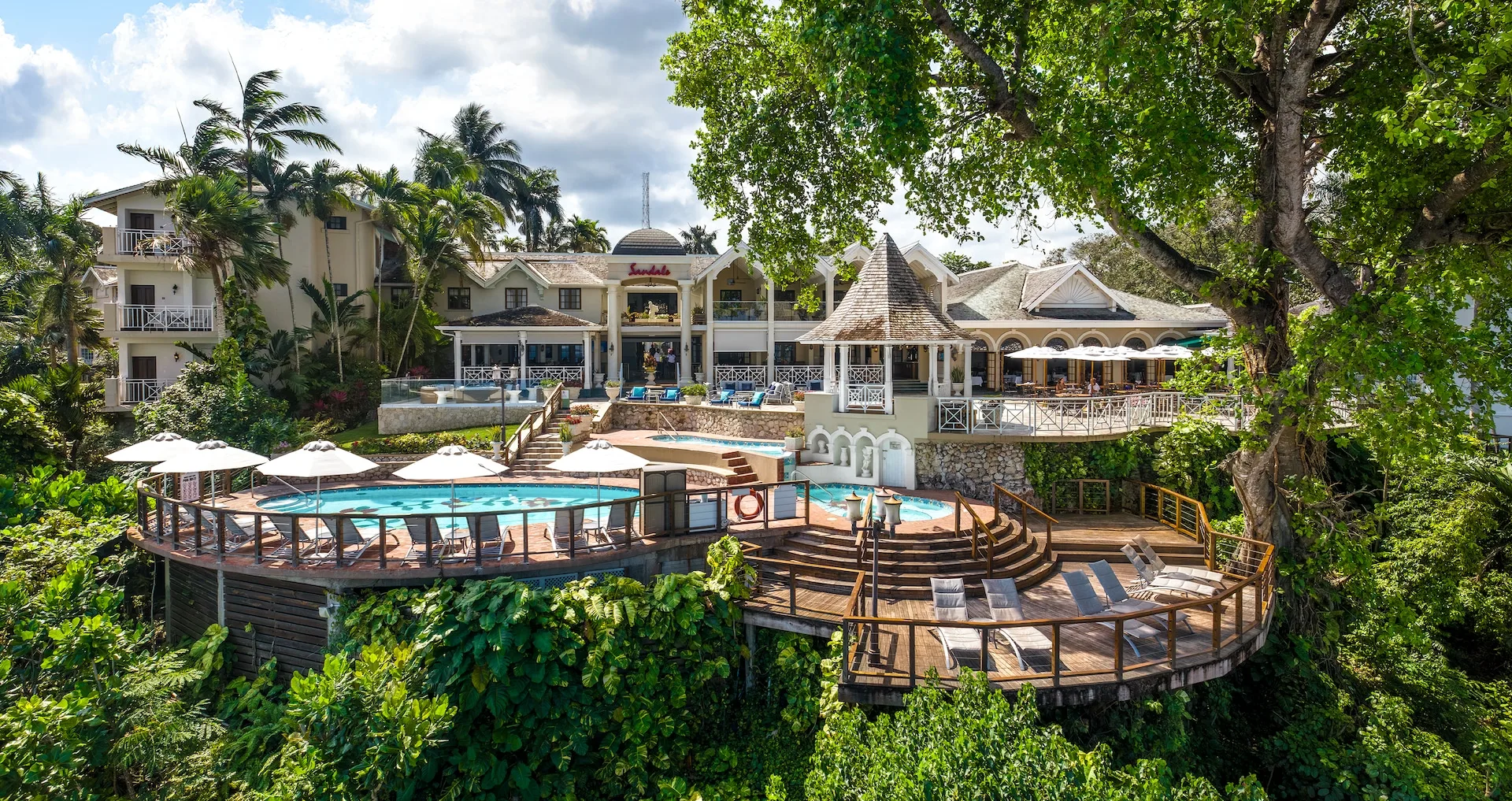 Sandals airport transfer service