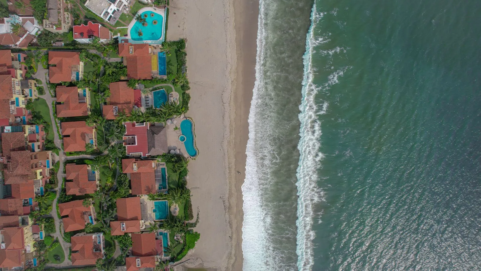 Sandals Emerald Bay beach panorama