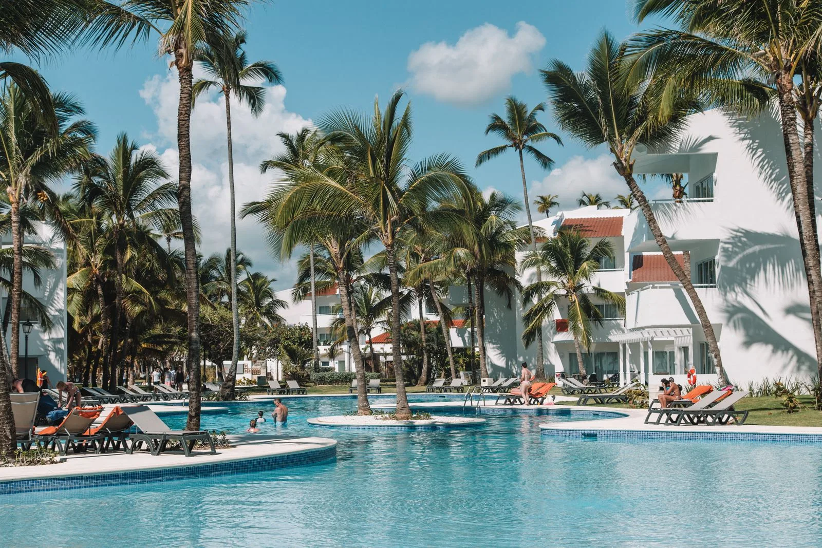 Sandals Grande St. Lucian Rondoval swim-up suite with private pool and ocean backdrop